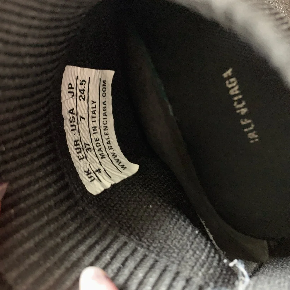 BALENCIAGA SPEED RUNNERS - Picture 6 of 7